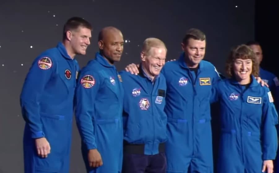 NASA unveils the four astronauts who will fly on the Artemis 2 mission