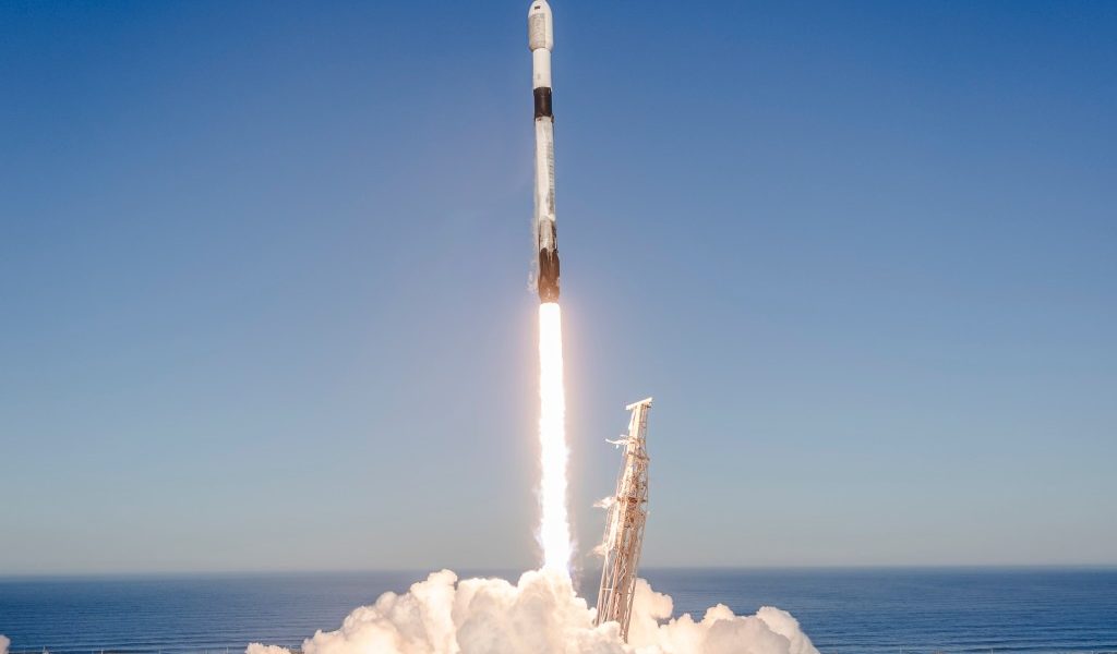 SpaceX pauses Falcon 9 launches after upper stage anomaly