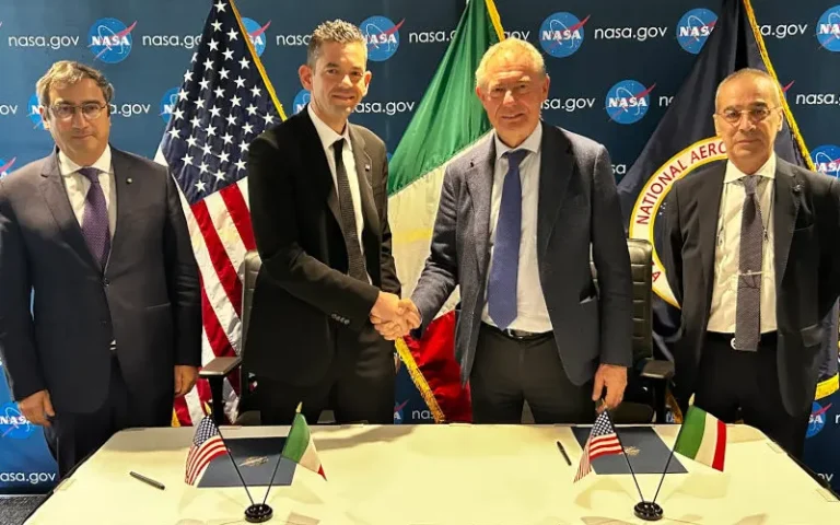 Italy Signs Agreement with NASA to Cooperate on Moon Base