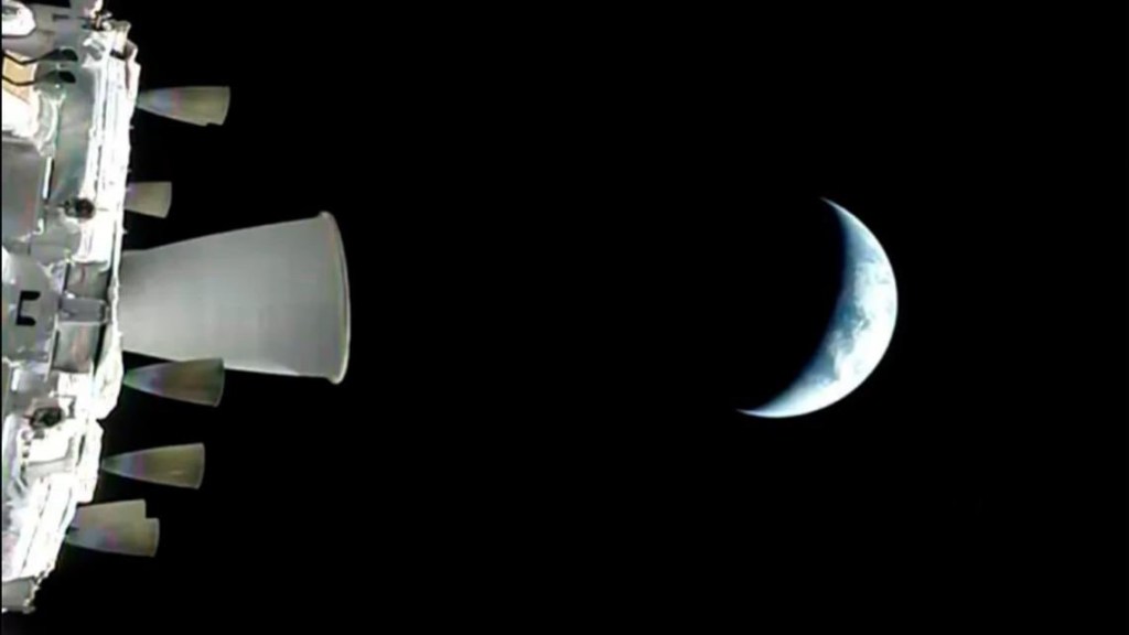 Artemis 2 heads to the moon