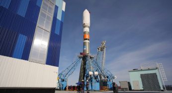 Russian Federal Space Agency (ROSCOSMOS) | Soyuz 2.1b | 16 x Rassvet-3 Rocket Launch