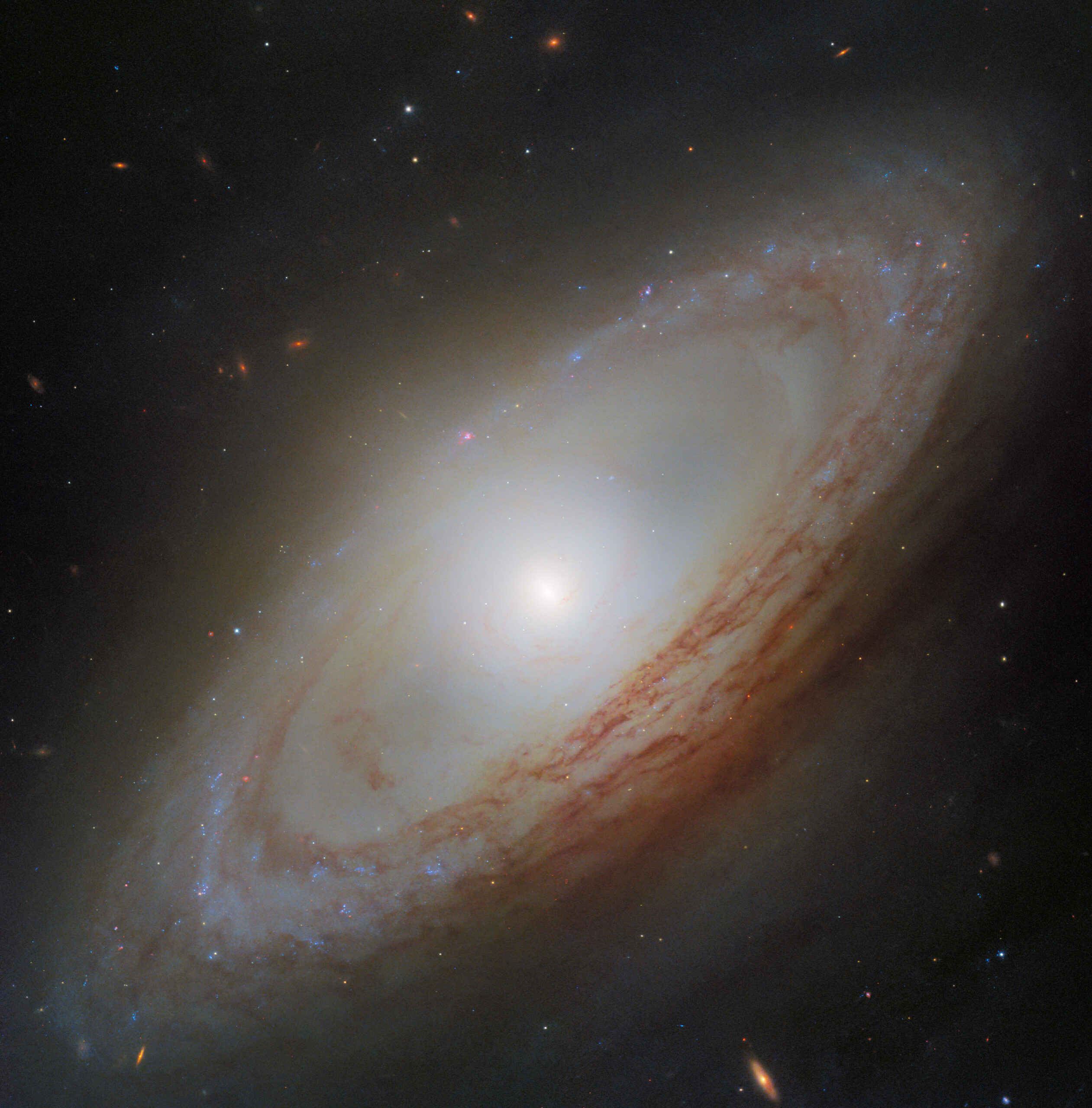 Hubble Spots Chaotic Secret in Galaxy