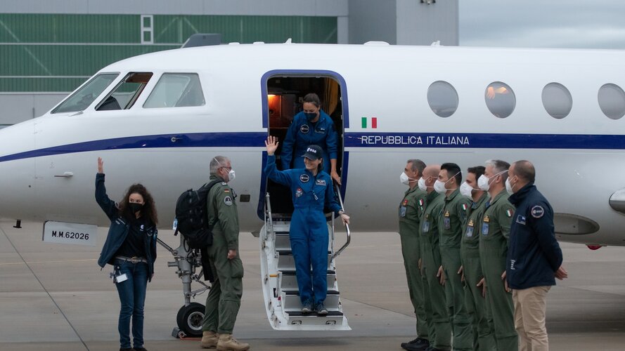 How ESA astronauts return from space