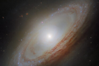 NASA’s Hubble Spots an Out-of-Sync Galaxy