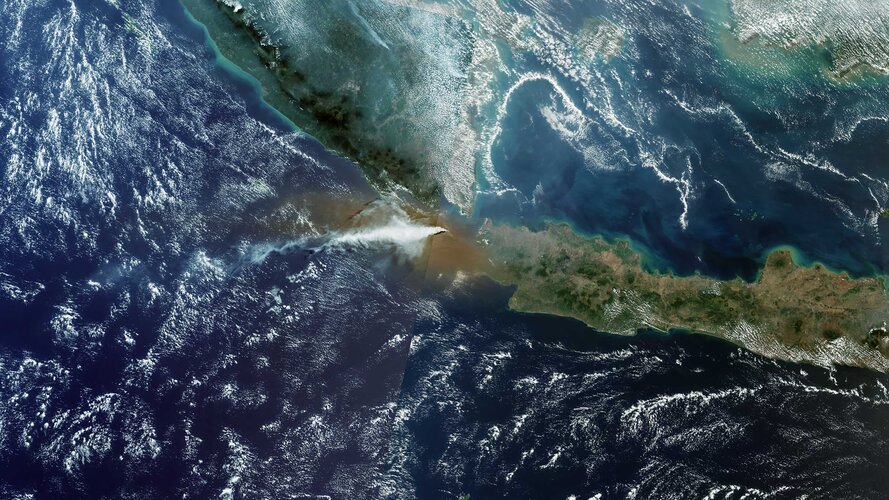 EarthCARE’s view of volcanic plume boosts air safety
